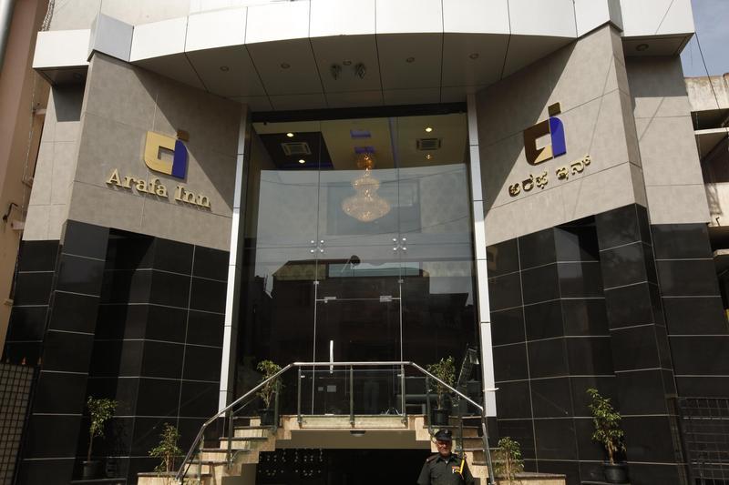 Hotel Arafa Inn Bangalore Exteriör bild