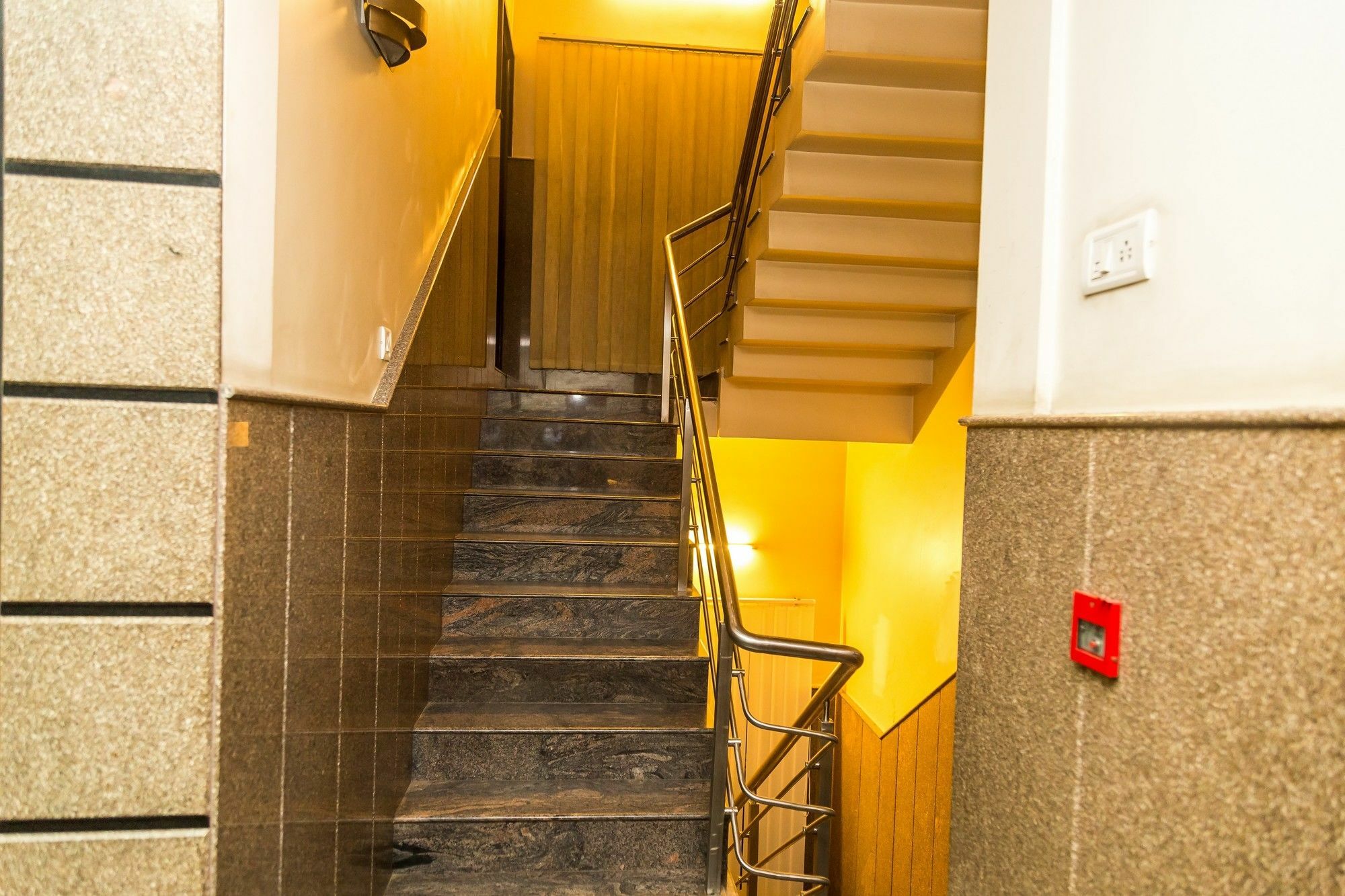 Hotel Arafa Inn Bangalore Exteriör bild