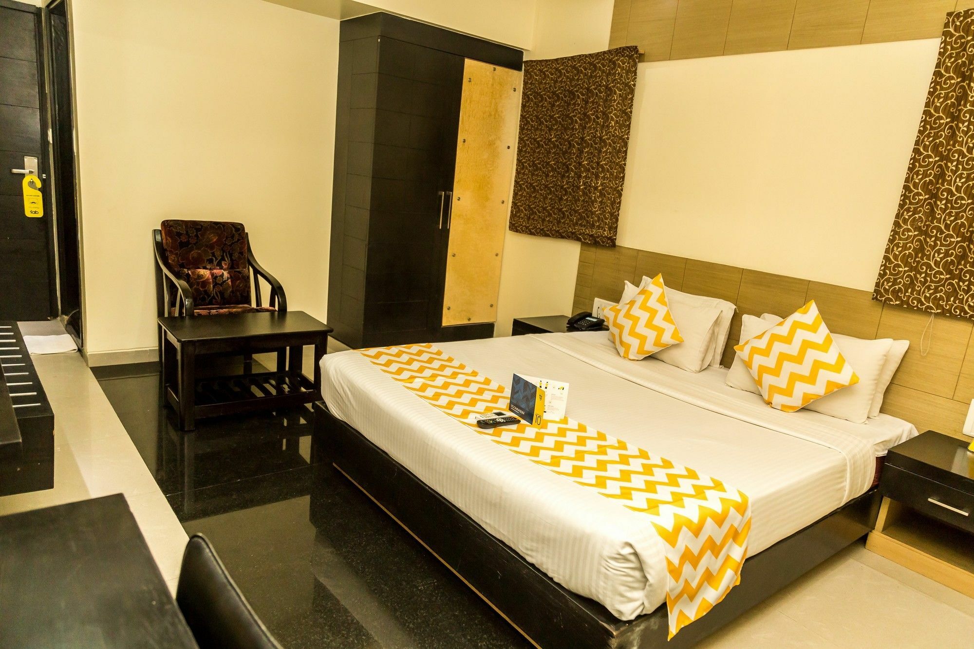Hotel Arafa Inn Bangalore Exteriör bild