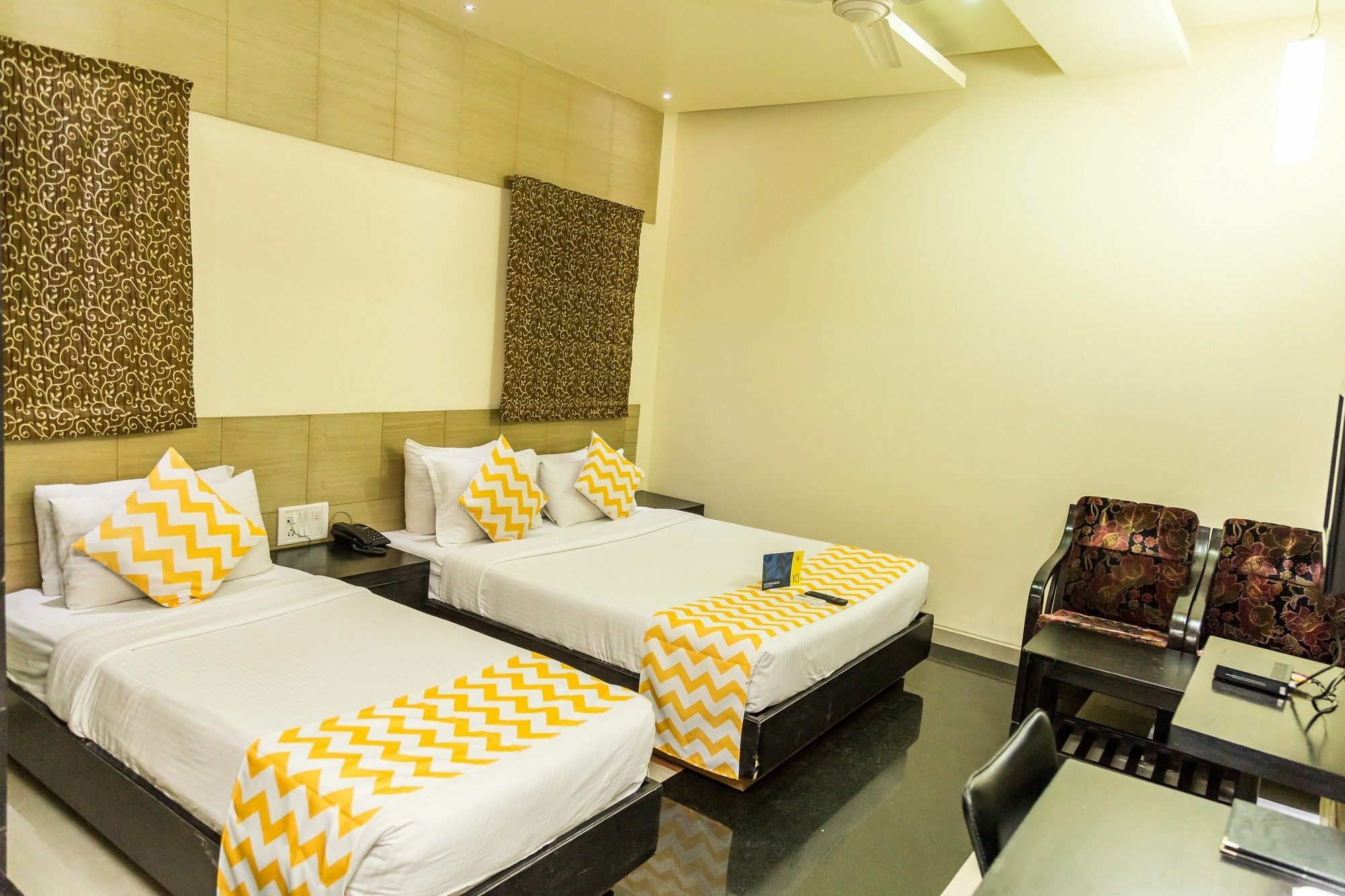 Hotel Arafa Inn Bangalore Exteriör bild