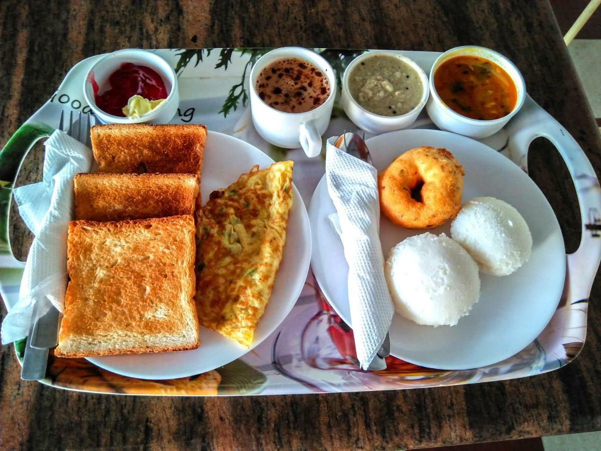 Hotel Arafa Inn Bangalore Exteriör bild